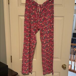 Vineyard Vines - Pink & Teal soft lightweigh Pajamas with Fun Print - S
